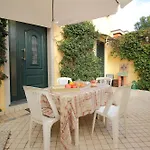 Villino Lidia Feriehus *