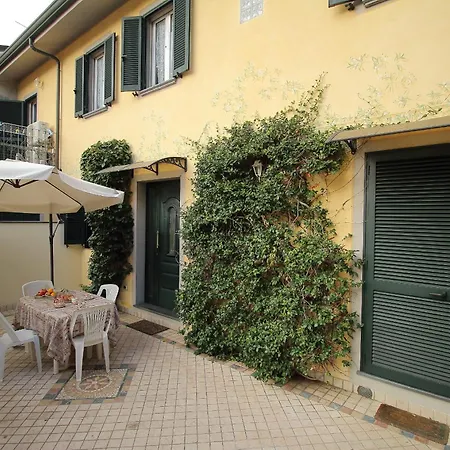 Holiday home Villino Lidia Viareggio